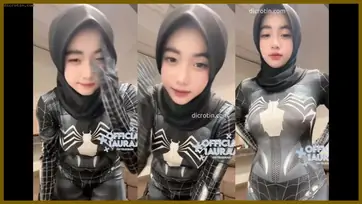 Talent Laura Jilbab Cosplay Spiderman Venom