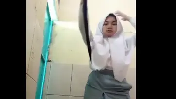 Viral Cewek 18+ Jilbab Dewasa Muda Bugil Colmek Mastrubasi Full